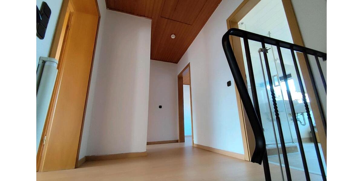 Reihenhaus Meerbusch - 4 Zimmer, 130 m&sup2;, 1.850&euro; | Angebot:24983748