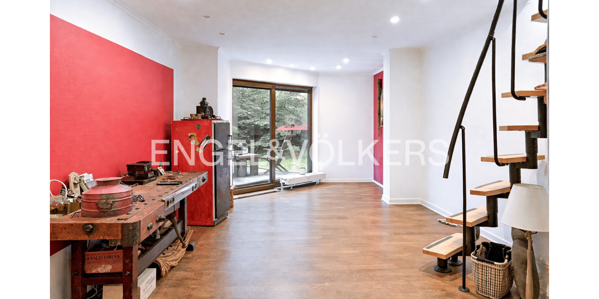 Doppeltes Potenzial in Hilden - Wohnen & Arbeiten vereint 8 zimmer