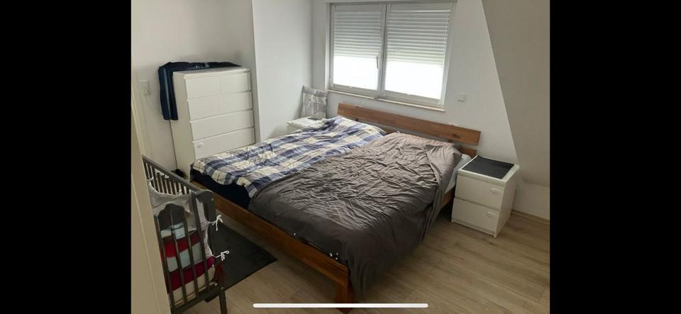 Freistehendes Einfamilienhaus mit 5 Zimmern in Solingen