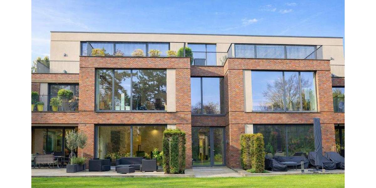 Etagenwohnung Krefeld / Bockum Bockum - 5 Zimmer, 229 m&sup2;, 2.950&euro; | Angebot:25246774