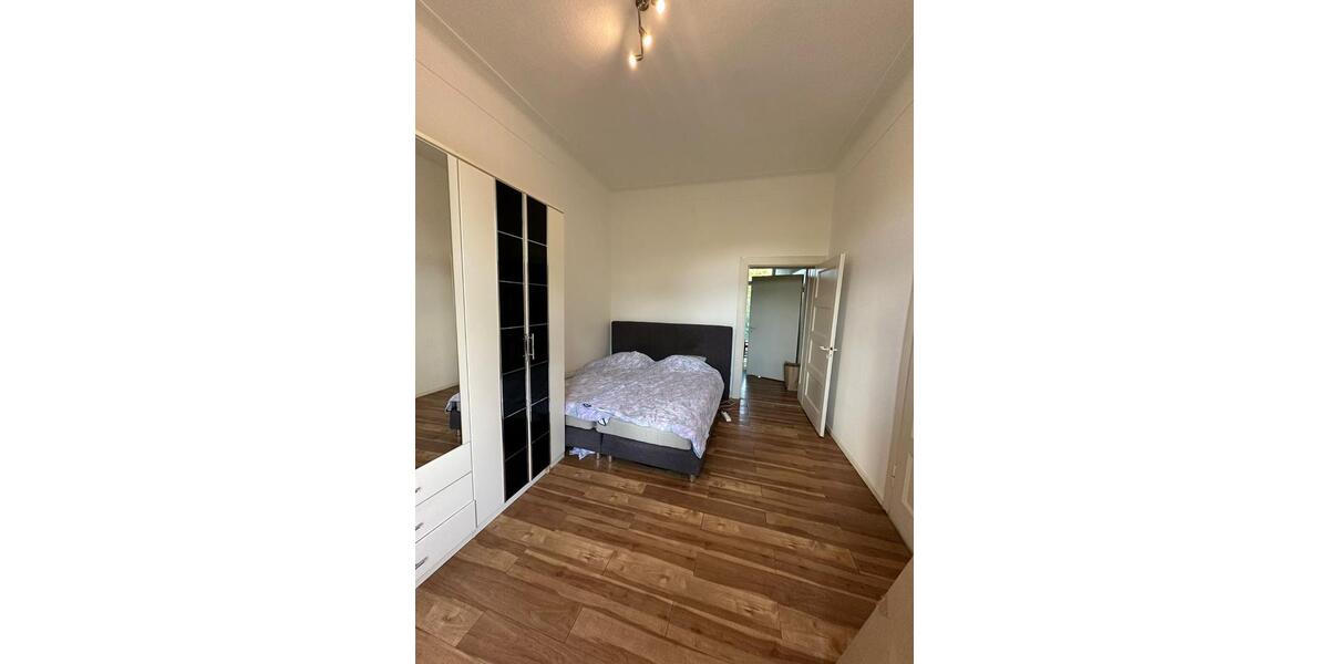 Etagenwohnung Düsseldorf Stadtbezirk 8 - 2 Zimmer, 66 m&sup2;, 1.215&euro; | Angebot:26349066