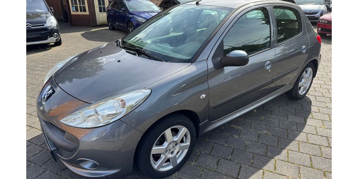 Peugeot 206 124.000 km 3.499 &euro; Neuss 41462