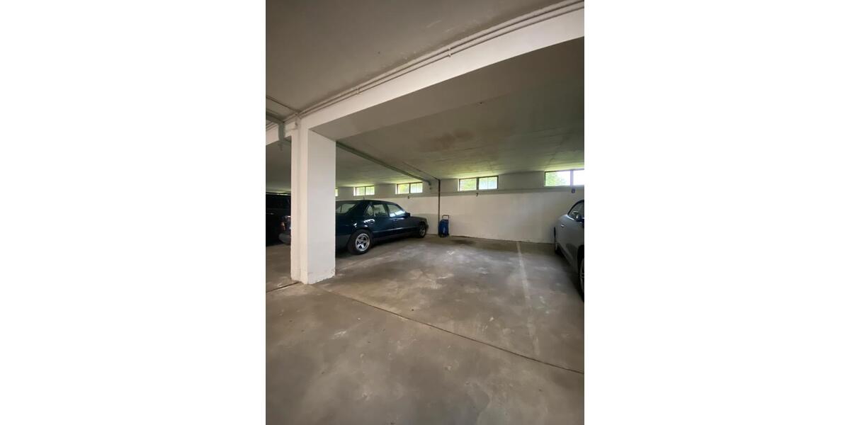 Garagen / Stellplätze Düsseldorf Lörick - 135&euro; | Angebot:21187054