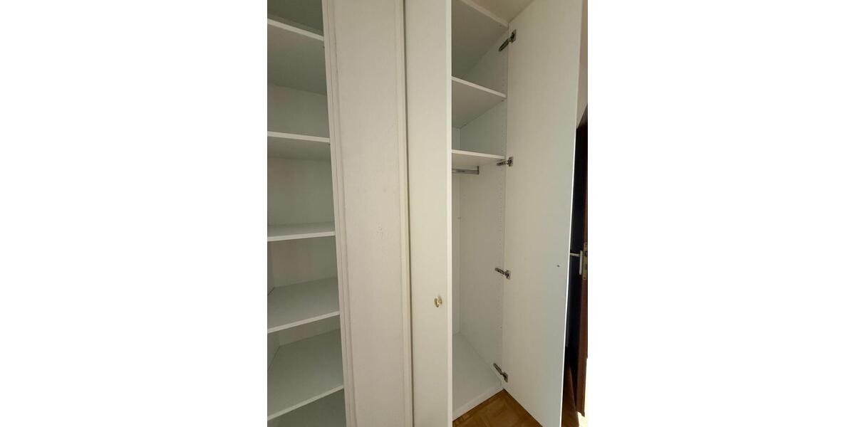 Erdgeschoßwohnung Düsseldorf Stadtbezirk 6 - 3 Zimmer, 93 m&sup2;, 1.250&euro; | Angebot:23762122