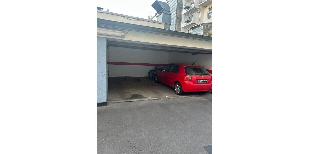 Garagen / Stellplätze Düsseldorf Stadtmitte - 140&euro; | Angebot:24349914
