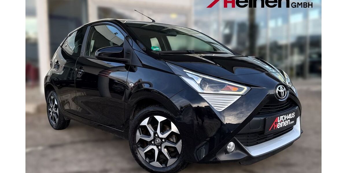 Toyota Aygo (X) 81.190 km 9.490 &euro; Dormagen 41540