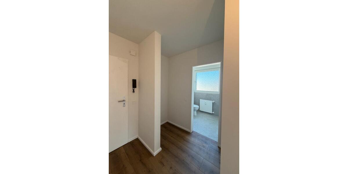 Dachgeschoßwohnung Langenfeld (Rheinland) - 3 Zimmer, 87 m&sup2;, 1.200&euro; | Angebot:26301690