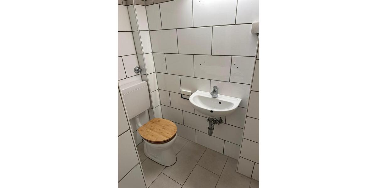 Etagenwohnung Düsseldorf Stadtbezirk 3 - 6 Zimmer, 49 m&sup2;, 850&euro; | Angebot:25305563
