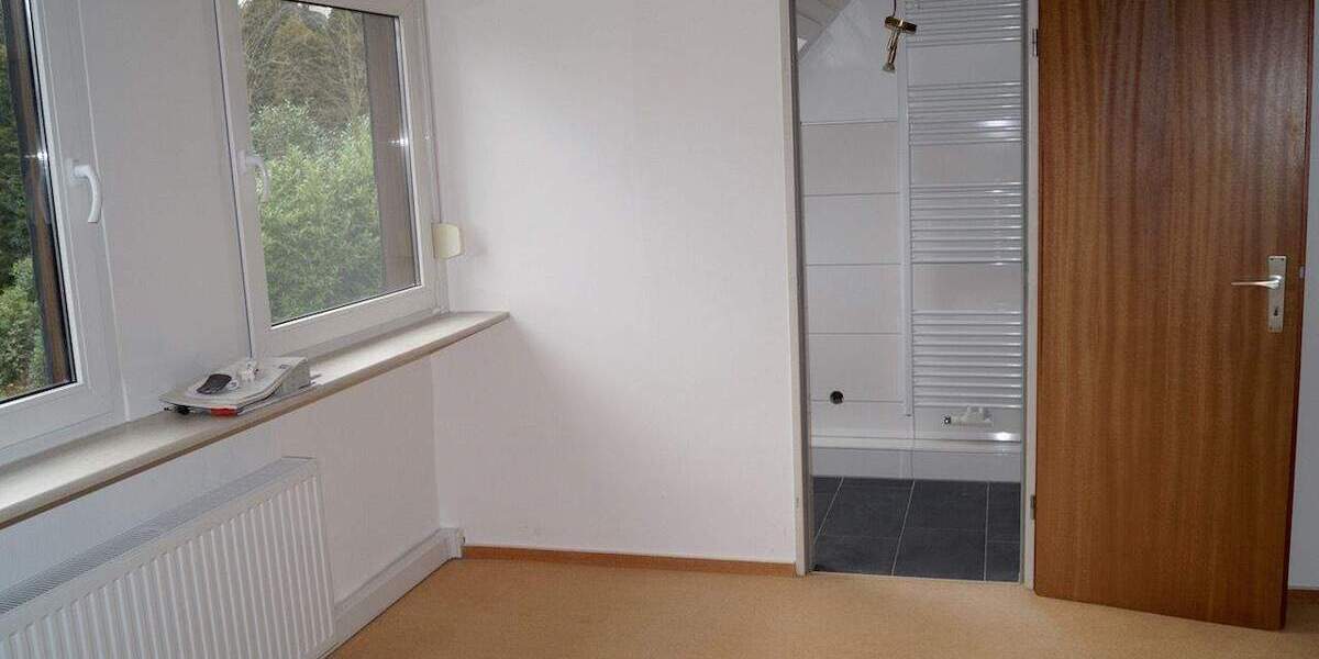 Renoviertes Reihenendhaus mit Garten und Garage 4 zimmer