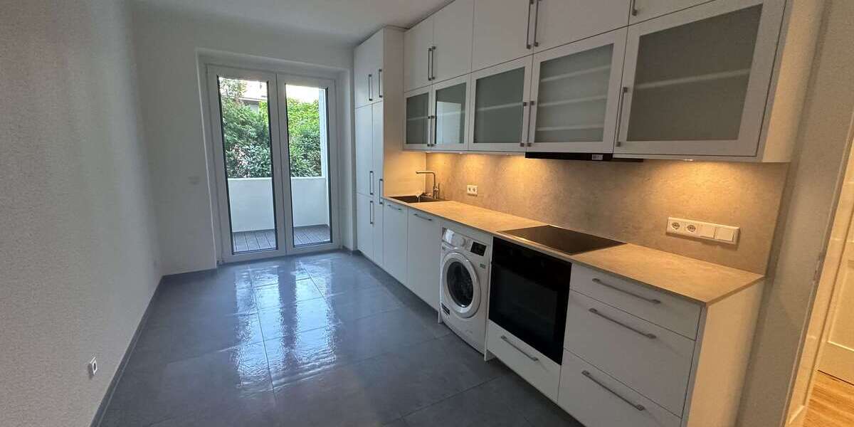 Etagenwohnung Düsseldorf Niederkassel - 2.5 Zimmer, 80 m&sup2;, 1.500&euro; | Angebot:27082234