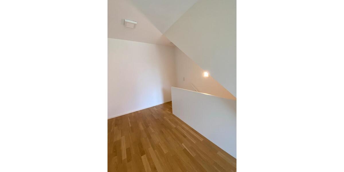 Maisonettenwohnung Düsseldorf Stadtbezirk 7 - 4 Zimmer, 95 m&sup2;, 2.200&euro; | Angebot:25791806