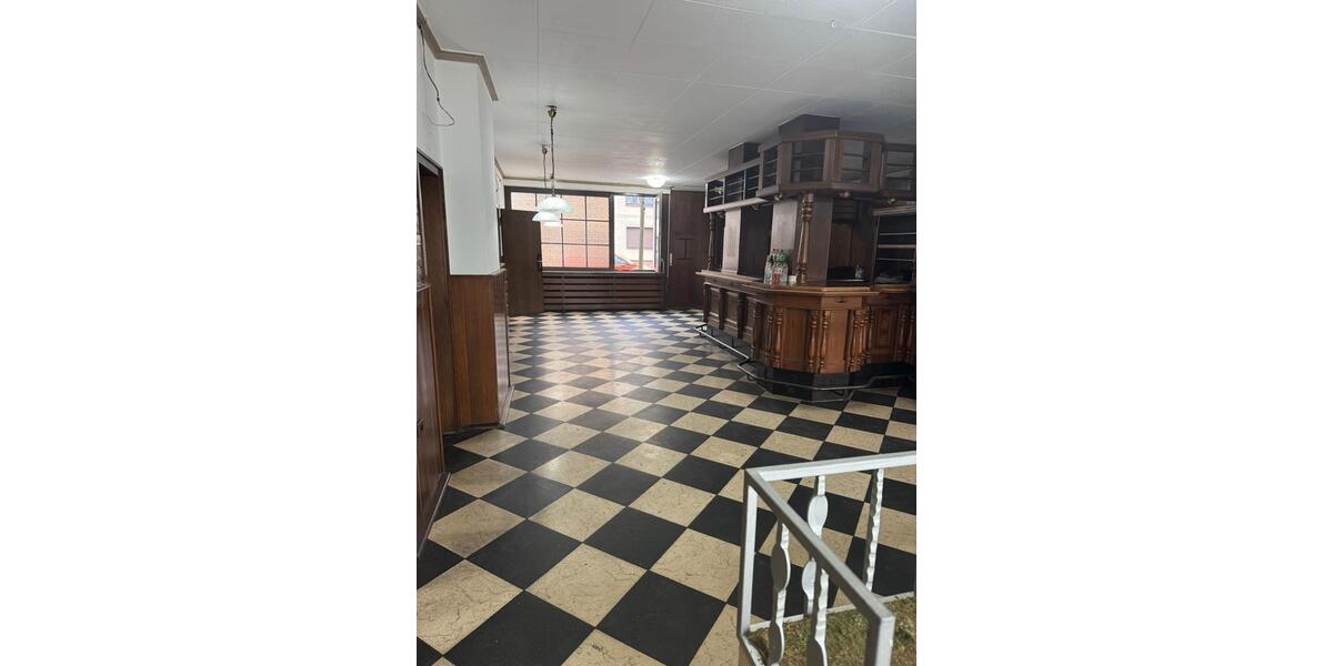 Top Gewerbefläche - RestaurantLadenlokalPizzeriaEvent zimmer