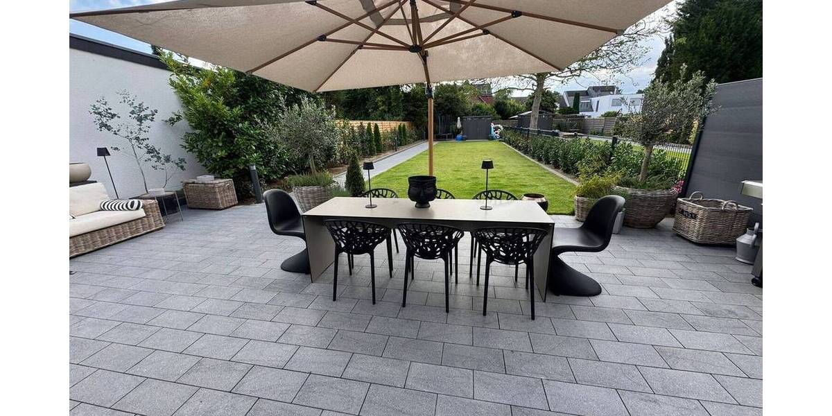 Doppelhaushälfte Neuss Reuschenberg - 4 Zimmer, 157 m&sup2;, 2.650&euro; | Angebot:26892236