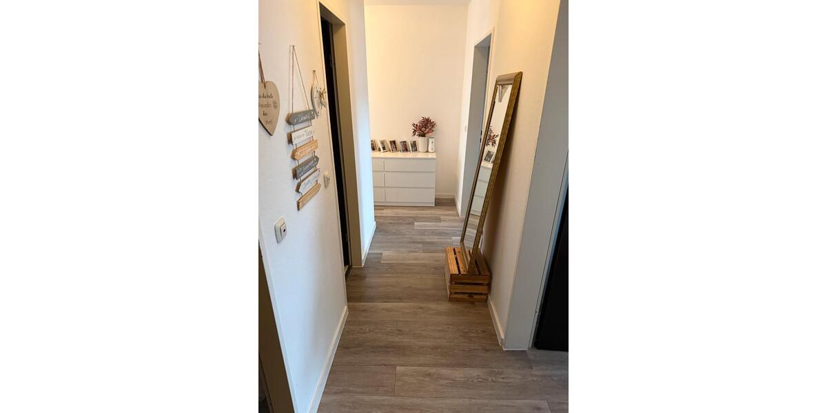 Nachmieter zum 15.03 3 zimmer