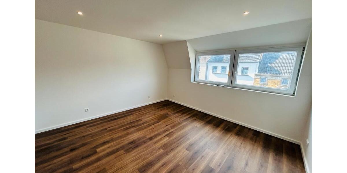 Etagenwohnung Mönchengladbach Süd - 2.5 Zimmer, 74 m&sup2;, 870&euro; | Angebot:25709757