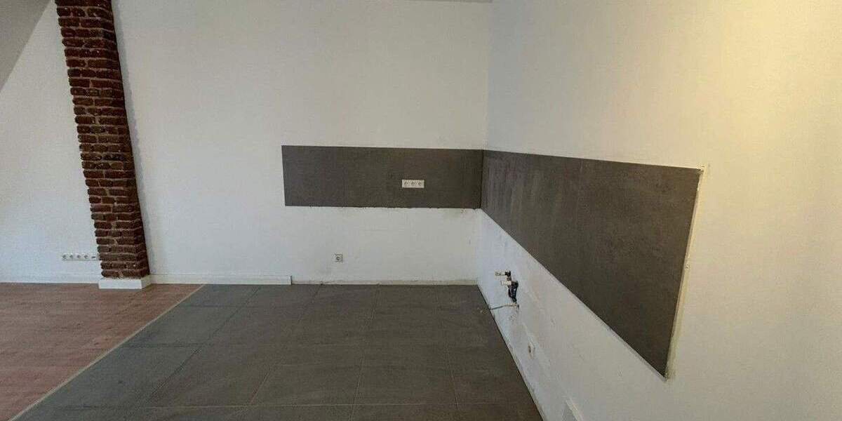Etagenwohnung Mönchengladbach Rheydt - 3 Zimmer, 80 m&sup2;, 1.150&euro; | Angebot:25716330