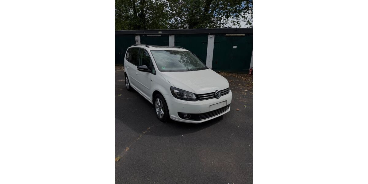 VW Touran 47.733 km 14.800 &euro; Duisburg 47055
