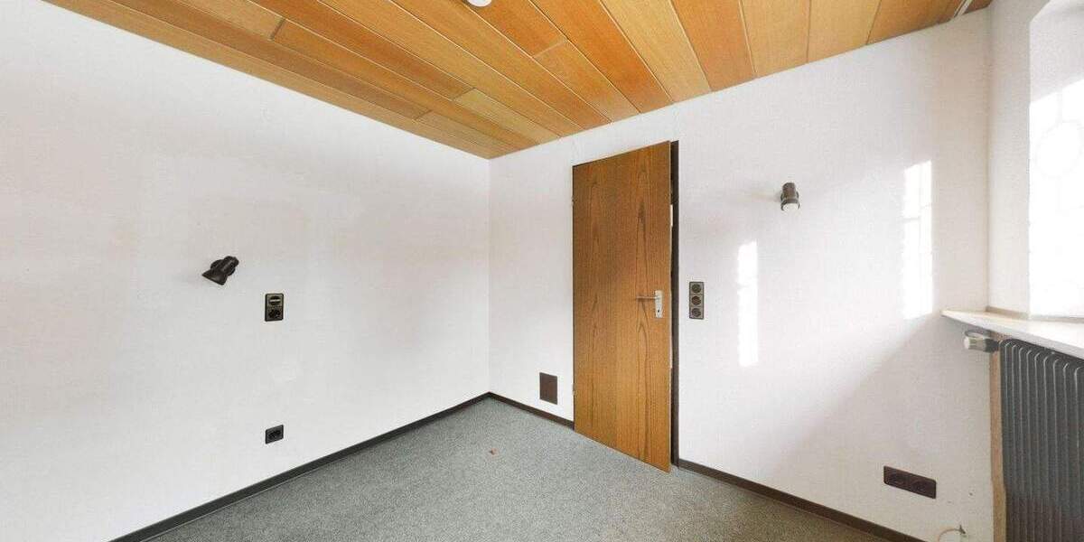 *** Charmantes Einfamilienhaus mit großzügigem Garten, Garage und vielfältigen Nutzungsmöglichkeiten *** 6 zimmer