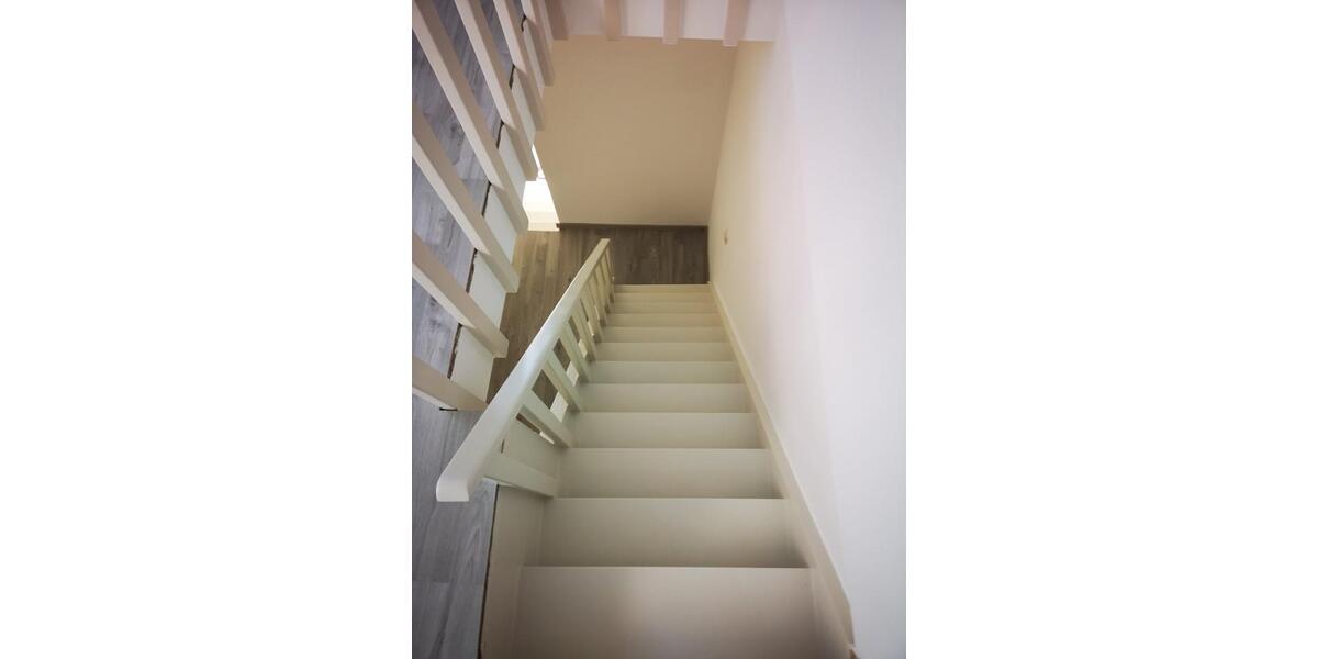 Maisonette Wohnung 124 m2 in Duisburg 47226 zu vermieten. 4 zimmer