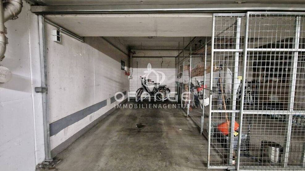 ***Gelegenheit - interessante 3-Zimmer-Wohnung mit Galerie und Balkon im Duisburger Süden***