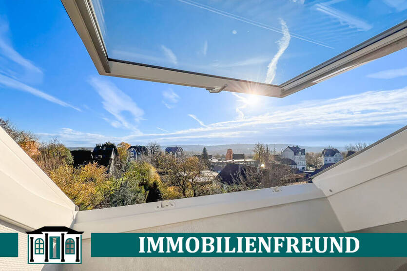 Schnuckelige Dachgeschoßwohnung zwischen Cronenberg Zentrum und Hahnerberg