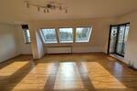 Dachgeschoßwohnung Korschenbroich - 3 Zimmer, 94 m&sup2;, 1.050&euro; | Angebot:25765386