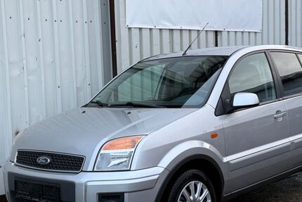 Ford Fusion 92.000 km 4.900 &euro; Pulheim 50259