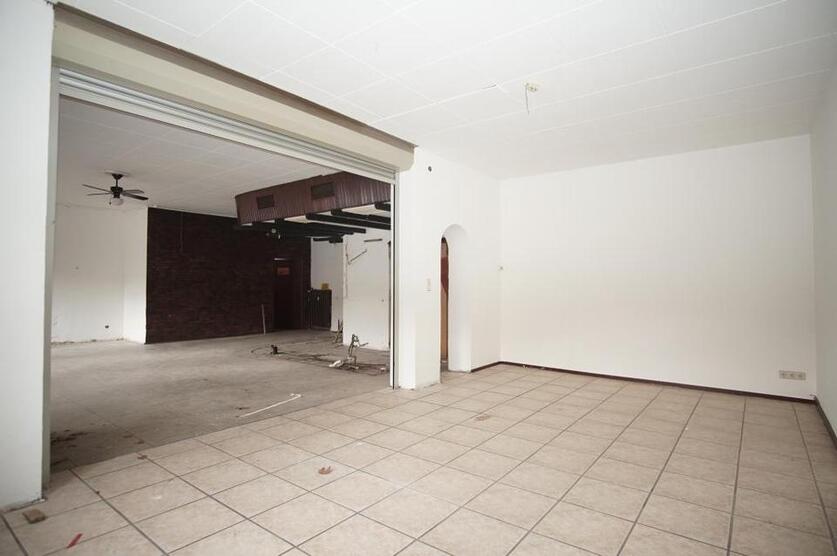 ~ Sanierungsbedürftige Gaststätte FREI ~ zimmer