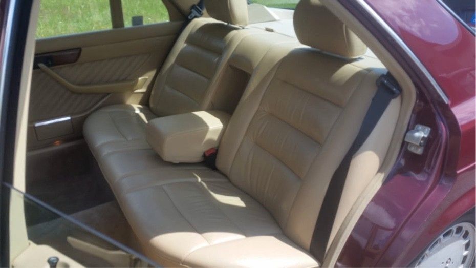 Mercedes-Benz 300 170.000 km 16.500 € Leichlingen 42799