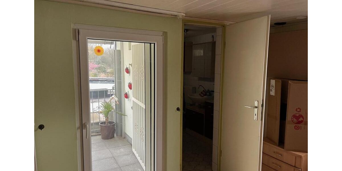 Reihenhaus Köln Nippes - 4 Zimmer, 100 m&sup2;, 1.200&euro; | Angebot:25511641