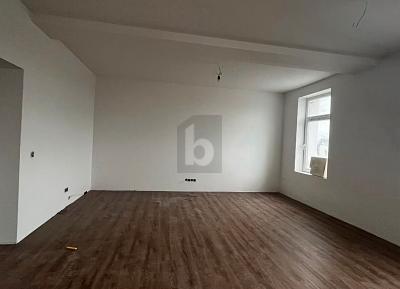 INVESTMENT MIT ATTRAKTIVER RENDITE! 25 zimmer