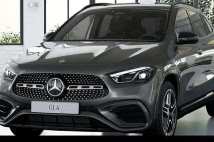Mercedes-Benz GLA 180 9.900 km 44.490 &euro; Düsseldorf 40470