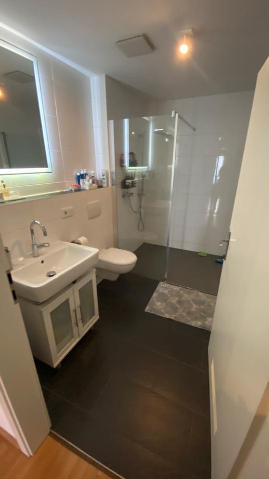 2 Zimmer Erdgeschosswohnung mit Terrasse zimmer