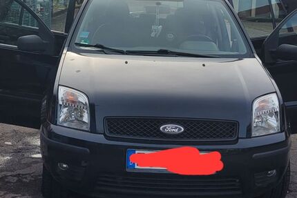 Ford Fusion 164.325 km 2.600 € Essen 45139