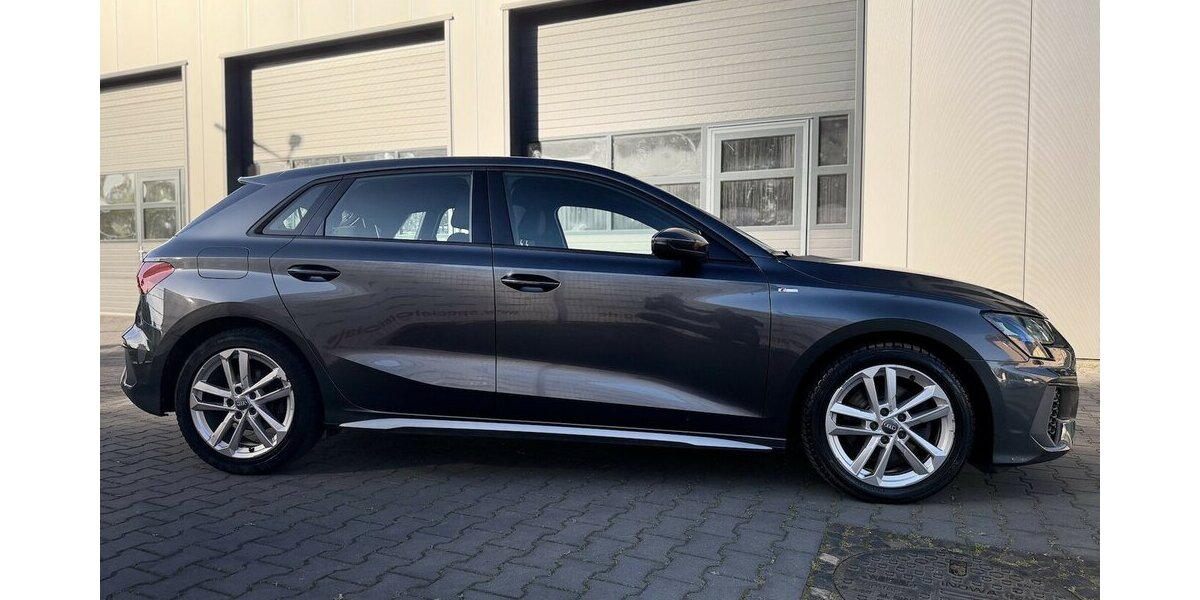 Audi A3 35 TDI S- line / Keyless / Virtual Cockpit 95.000 km 22.900 &euro; Mönchengladbach 41066