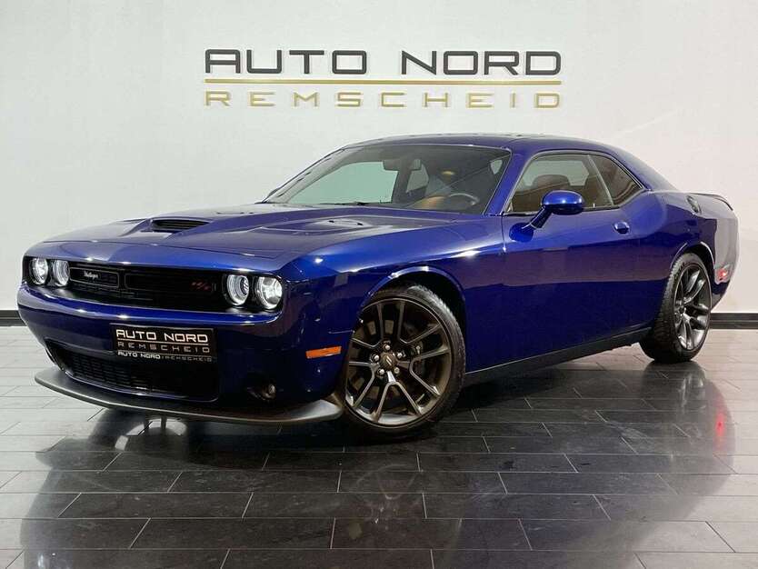 Dodge Challenger 24.600 km 36.990 € Remscheid 42897
