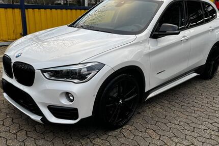 BMW X1 177.235 km 15.900 &euro; Düsseldorf 40476