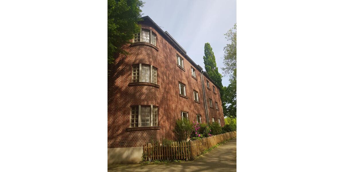 Etagenwohnung Mönchengladbach Süd - 4 Zimmer, 110 m&sup2;, 165.000&euro; | Angebot:27055674