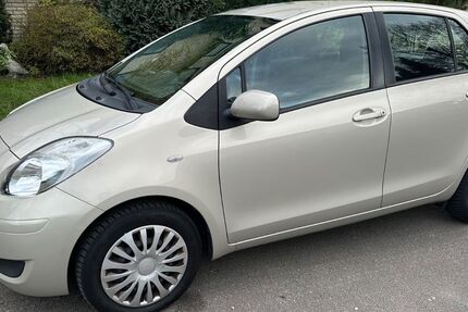 Daihatsu Charade 147.529 km 3.700 &euro; Jüchen 41363