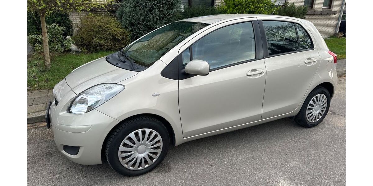 Daihatsu Charade 147.529 km 3.700 &euro; Jüchen 41363