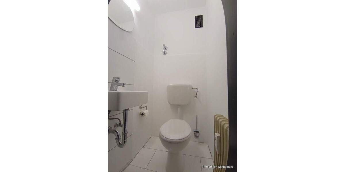 Krefeld-City, Ostwall 71 - 2 Zimmer-Wohnung im 5.OG mit 2 Balkonen und Aufzug für max. 2 Personen zum zeitnahen Einzug !! 2 zimmer