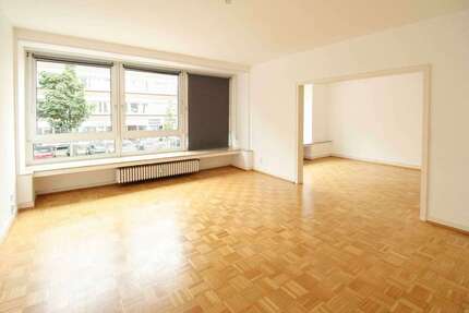 Wohnung zum Kaufen in Düsseldorf 477.000 € 107.02 m²