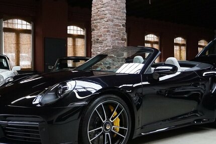 Porsche 911 992 Turbo S Lift Burm Carbon Approved 39.890 km 219.900 € Wuppertal 42327