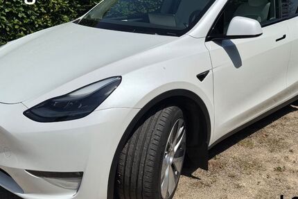 Tesla Model Y 42.005 km 35.000 &euro; Düsseldorf 40547