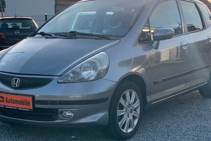 Honda Jazz 230.669 km 2.890 &euro; Meerbusch 40670