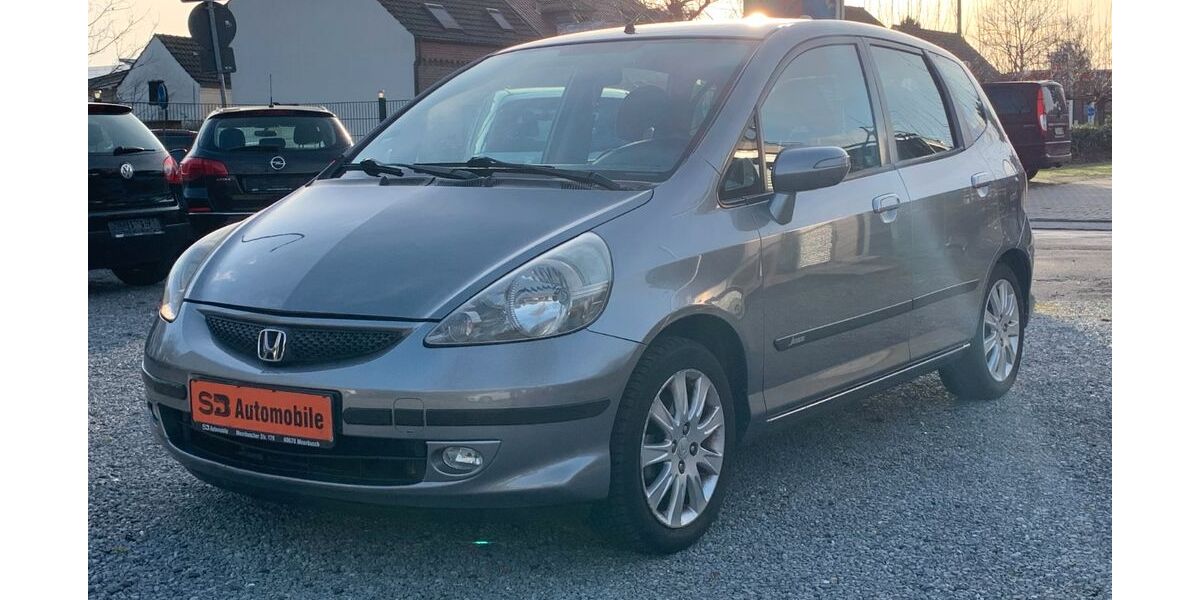 Honda Jazz 230.669 km 2.890 &euro; Meerbusch 40670