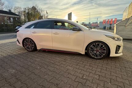 Kia pro ceed / ProCeed 90.000 km 22.500 &euro; Bedburg 50181