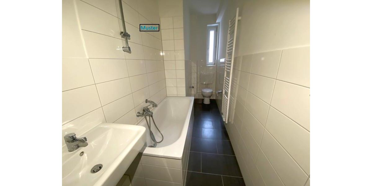 Mittendrin! Großzügige 4-Zimmer-Wohnung mit neuem Bad zimmer