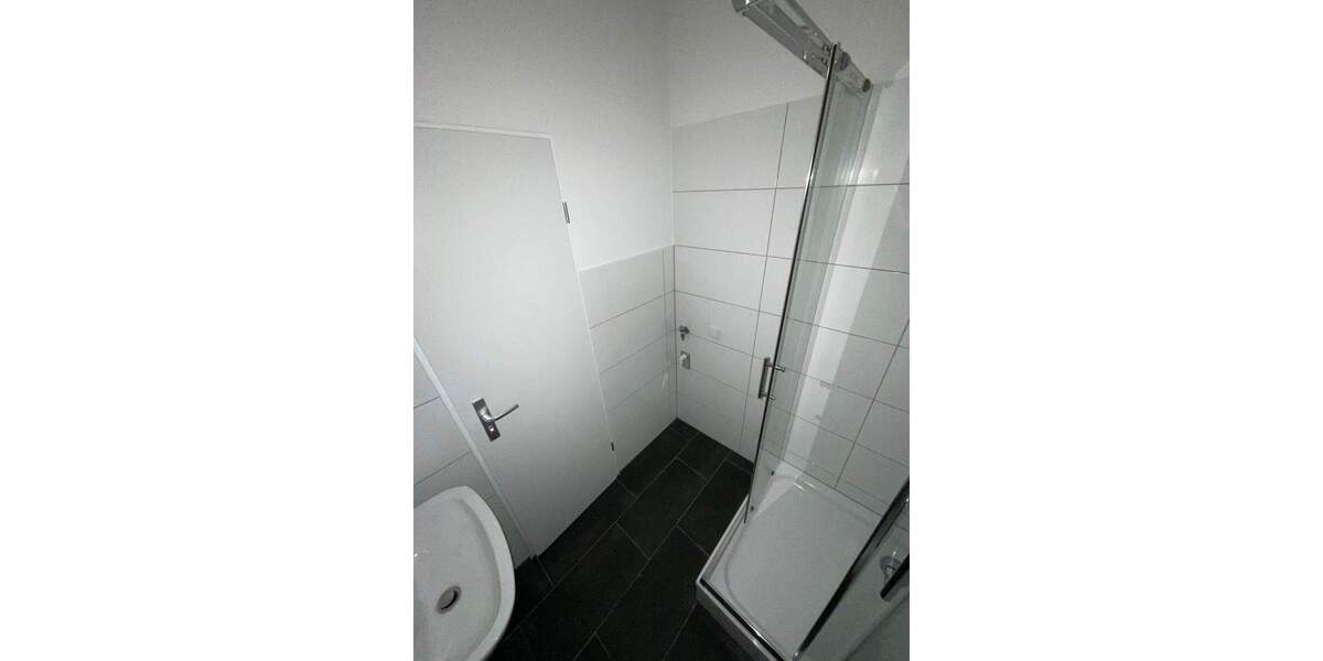 Altbau-Liebhaber aufgepasst - Wohnen mit Stil 3 zimmer