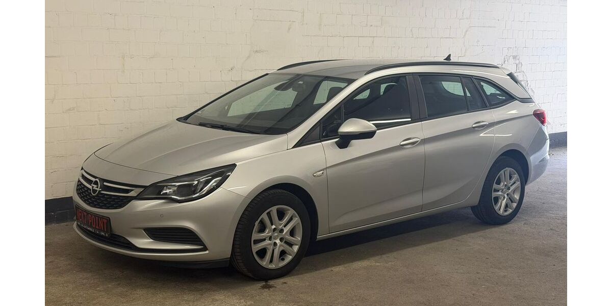 Opel Astra 111.873 km 8.900 &euro; Düsseldorf 40468